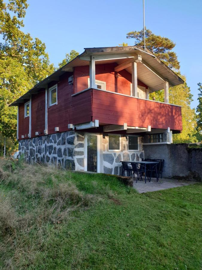 山林小屋 Bergakungen Stugby