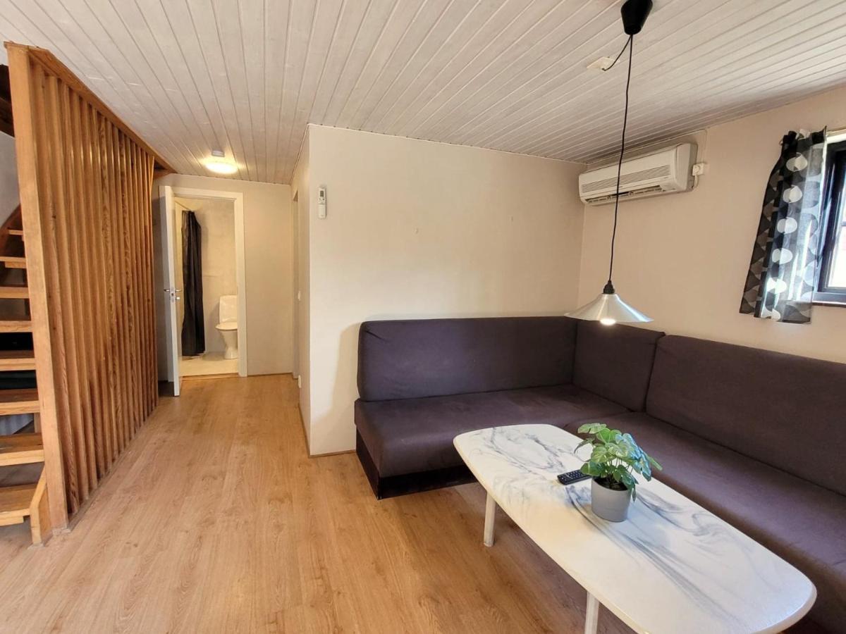 山林小屋 Bergakungen Stugby Osby (Skane)